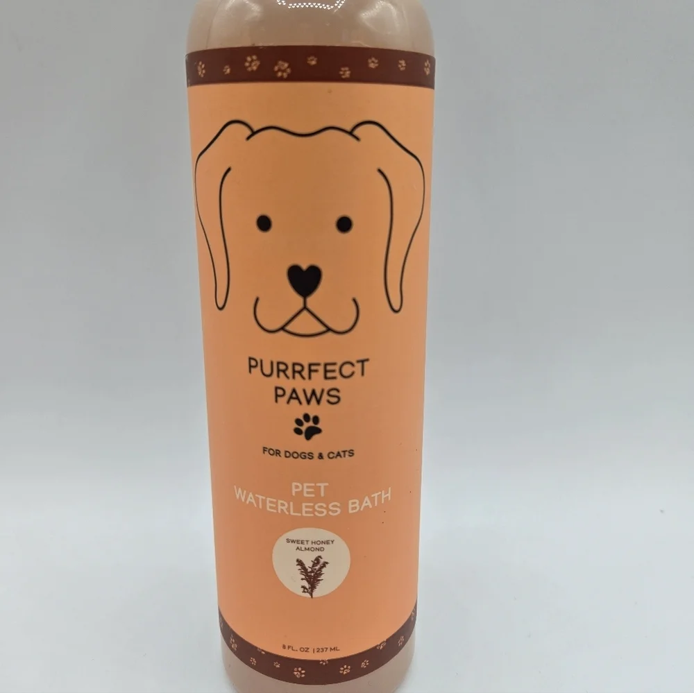 Bath and Body Works Purrfect Paws Sweet Honey Almond Pet Waterless Bath